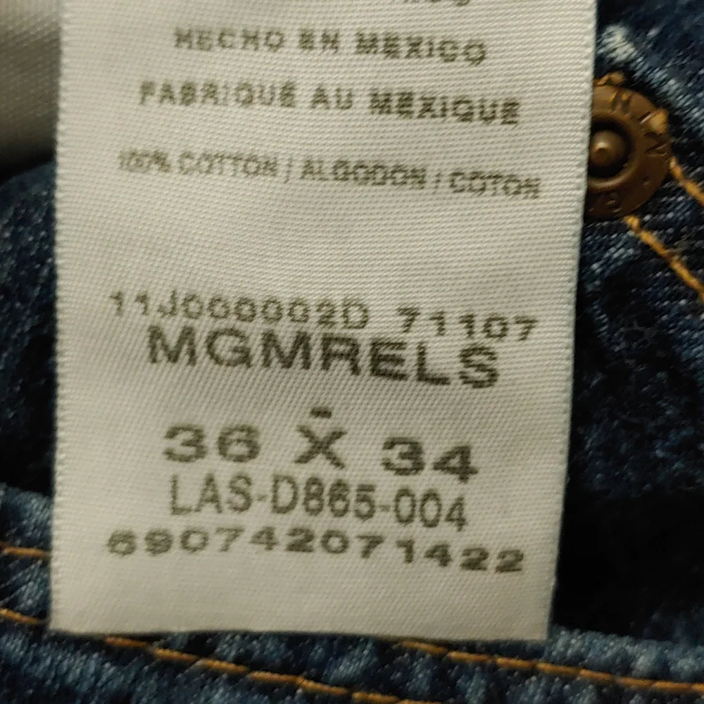 Gander Mountain Men's Size 36W Straight Legged Jeans
